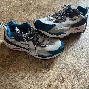 Filas women’s ray tracer shoes